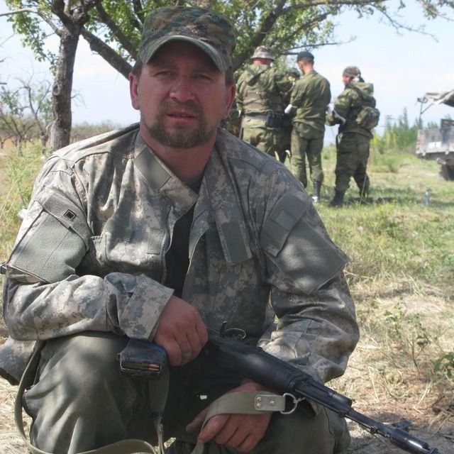 1. Фронт имеет свои законы. Война — свое течение. Оно отлично от флюидов зомбоящика. Ситуация на фронте — сложная. Понимаю...