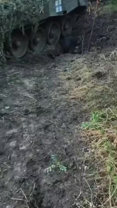 ���� Leopard 2A4 ��� ������������� �� ���� �� ����������� �����������