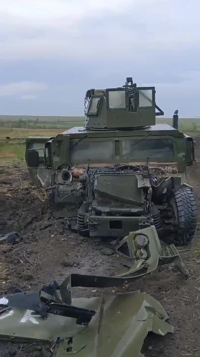 ����� �����: ��� ���� ������������� �� ���� ����� �.�. �������� (����������� �����������) ���������� ��������������� HMMWV ������������� ������������