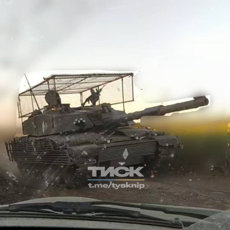 ���������� ���� Challenger 2 � ������������� �������� �� ������� 82-� ��������� ��������-��������� ������� ��� � ����������� �������