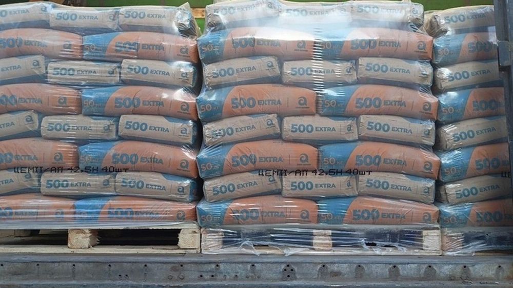 Шефы из Пензы доставили в Запорожскую область стройматериалы