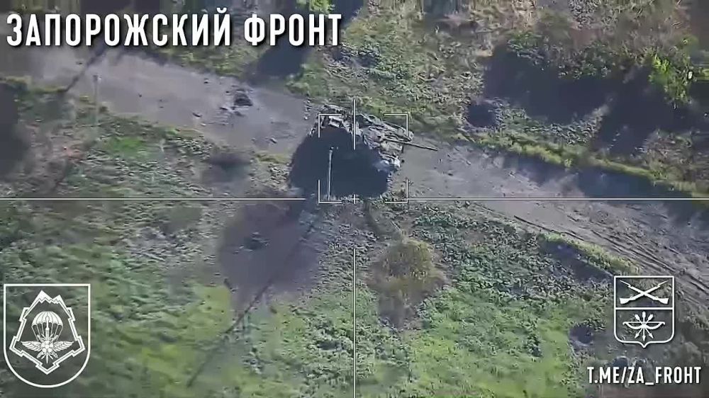 Юрий Котенок: Запорожское направление — еще один танк содомитов вышел из чата после прилета "Ланцета"