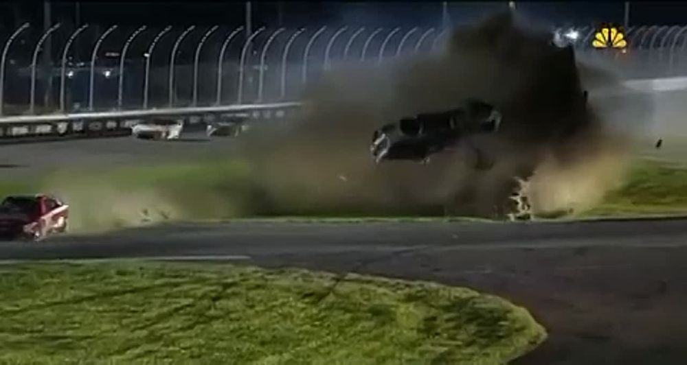 �� ���������� NASCAR � ������� ��������� ���� �� ����� ��������� ������ � �������