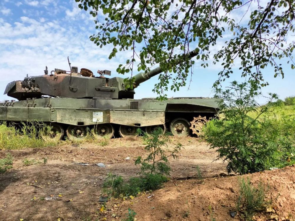 ������ ����, ������!. ������� �������� ���������� ������������� Leopard 2A4 � ������������ �����������