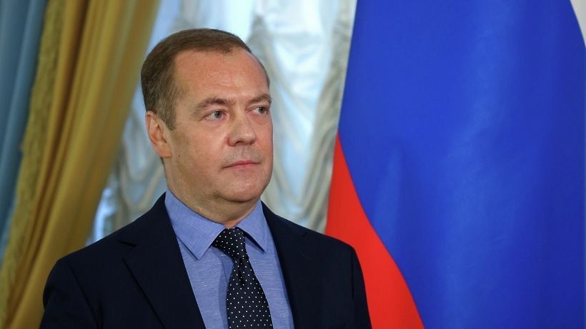 Медведев из-за срыва атаки ВСУ у Крыма назвал Илона Маска последним адекватным американцем «с яйцами»