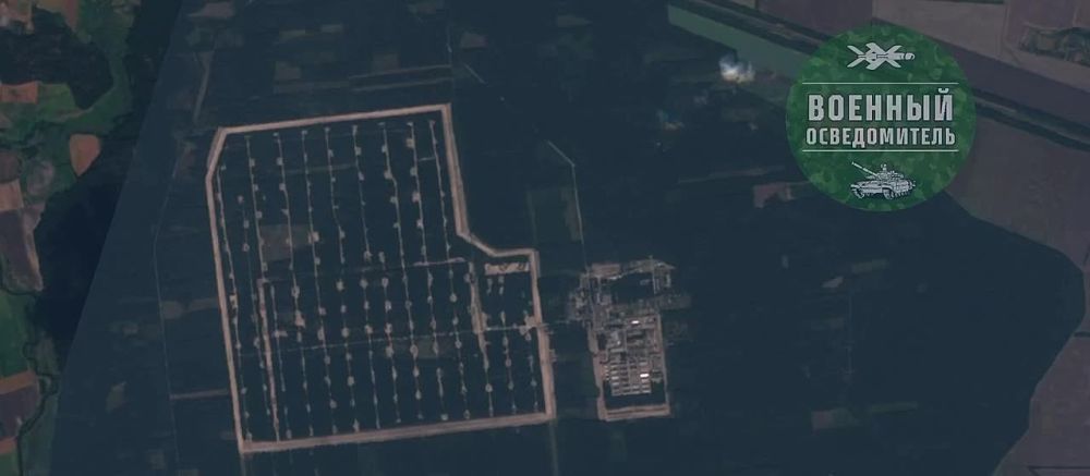 Олег Царёв: На видео спутниковый снимок 20-ого арсенала инженерных войск ВСУ (Киевская обл., с. Ольшаница), по которому ВС РФ нанесли удары Геранями 12 сентября