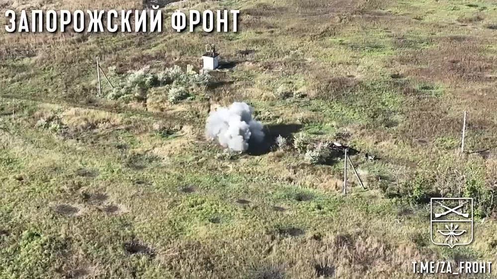 Евгений Лисицын: На Запорожском направлении российская армия с помощью дрона Лунь-7 разбила наблюдательный пункт укронацистов