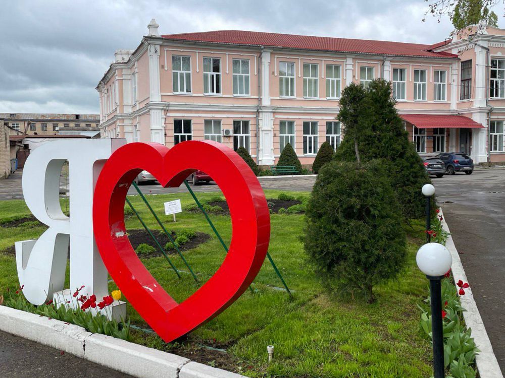 80 ��� �� ��� ������������ �� �������-���������� ����������� � � ���� ���� ���������� �������� ������� ��������