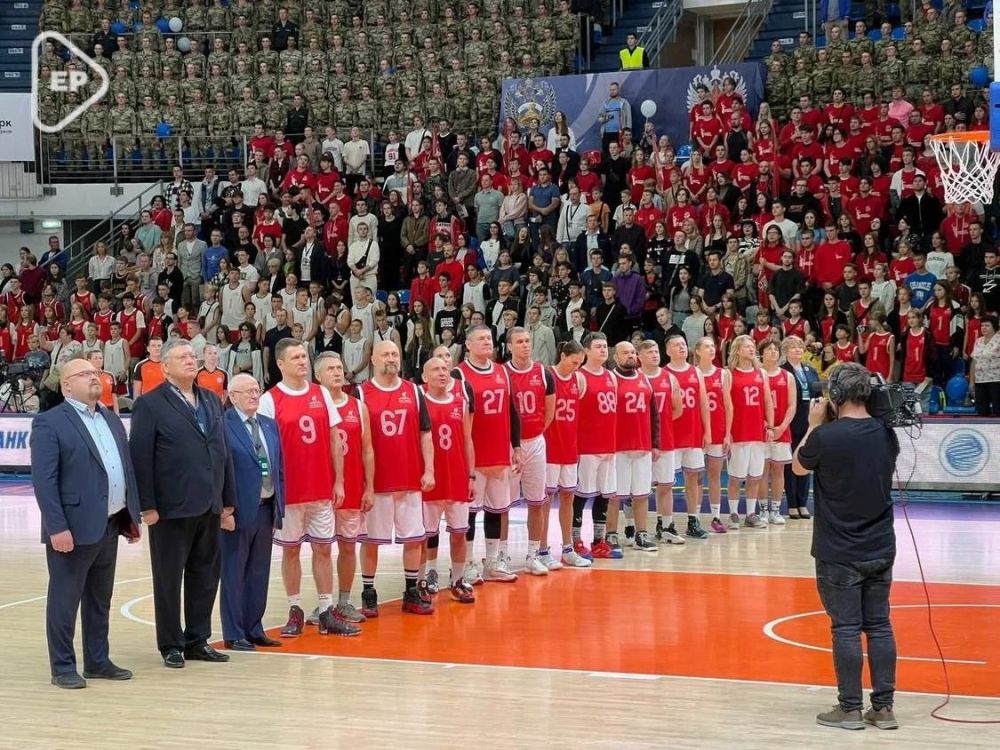 Благотворительный баскетбольный матч в помощь детям с ДЦП из новых регионов прошёл в Москве