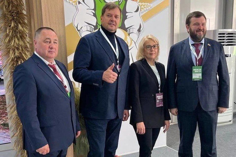 Мишустин посетил стенд Запорожской области на агропромышленной выставке «Золотая осень-2023»