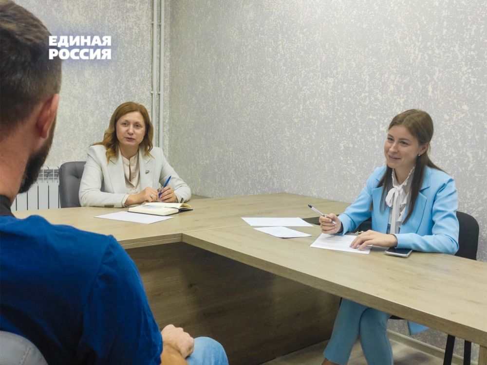 Ярчук Ангелина провела прием в общественной приемной партии «Единая Россия»