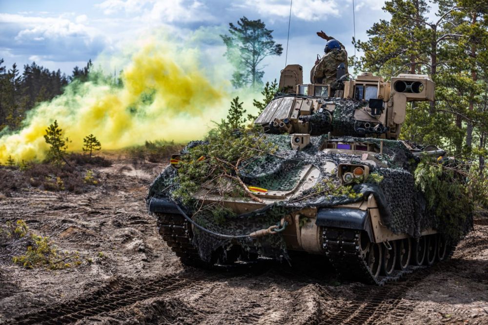 ������� ������ �������� ������ ������ ������ Bradley �� ��������� ������� ������