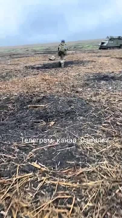 ������ �������: +21. ������������ �� ����������� ����������� ���������������� �113 � ��������������� Humvee ������������� ������������