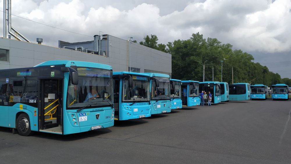 Новым регионам выделят средства на закупку порядка 300 автобусов