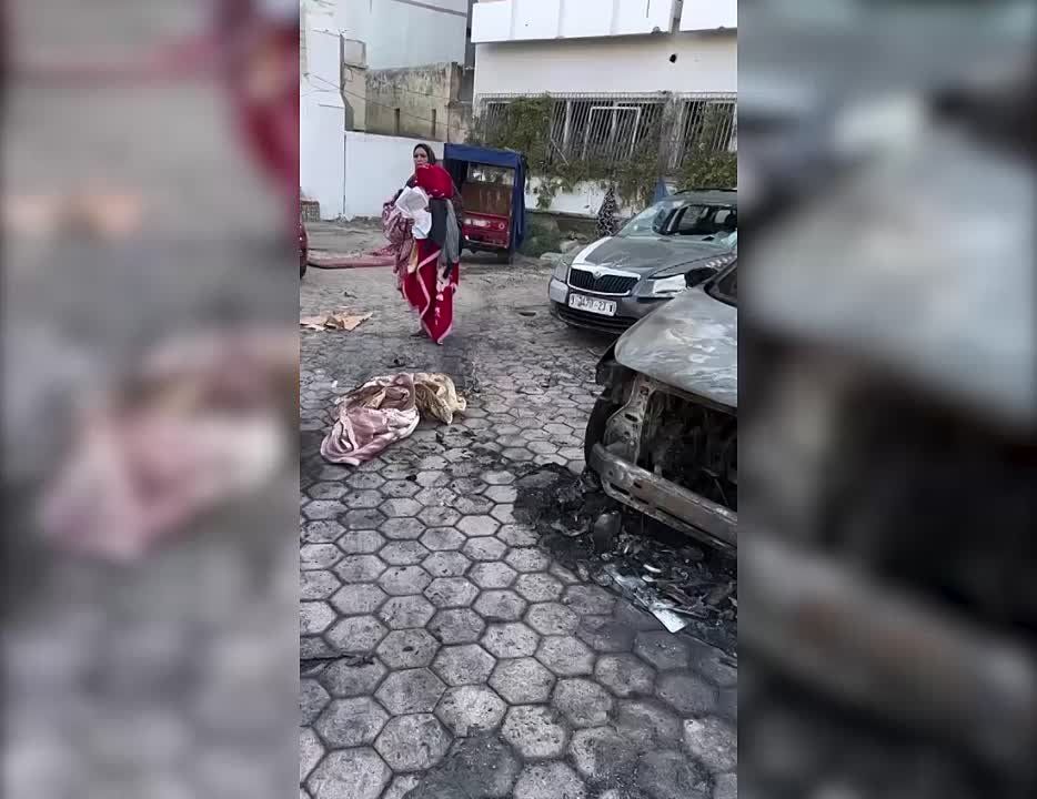 Удар по больнице, сотни убитых, реакция Великобритания