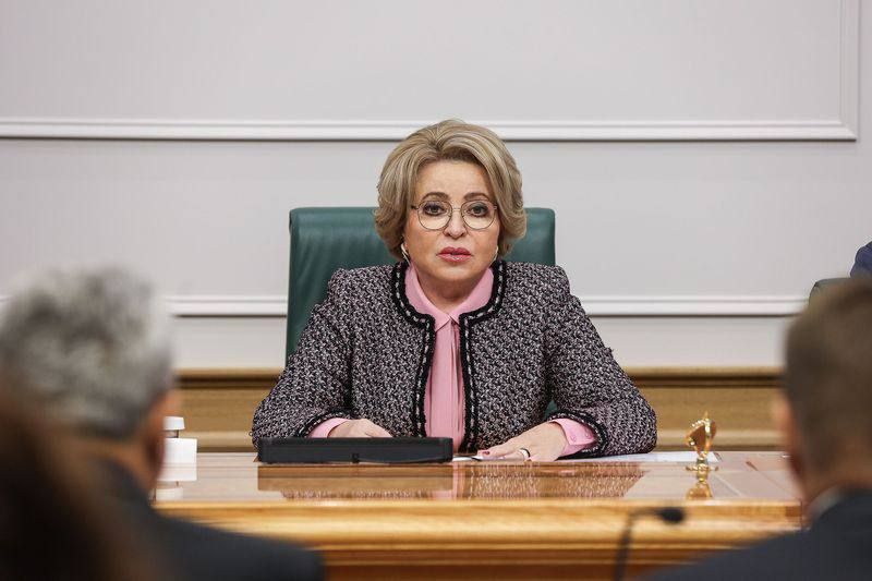 ������� ������: ������� ������ ������ ��������� ������ �� �������� ���������� �������������� ��������� � �������� � ���������-������������� ������� �� ��� ������ ��������