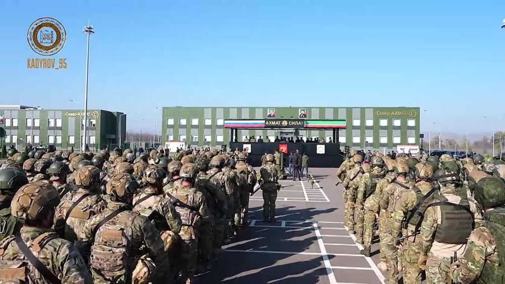 Рамзан Кадыров: В селе Серноводское посетил расположение полка спецназначения «Север-АХМАТ» имени Героя России Ахмата-Хаджи Кадырова МО РФ. Подразделение выполняет свои функции с сентября прошлого года