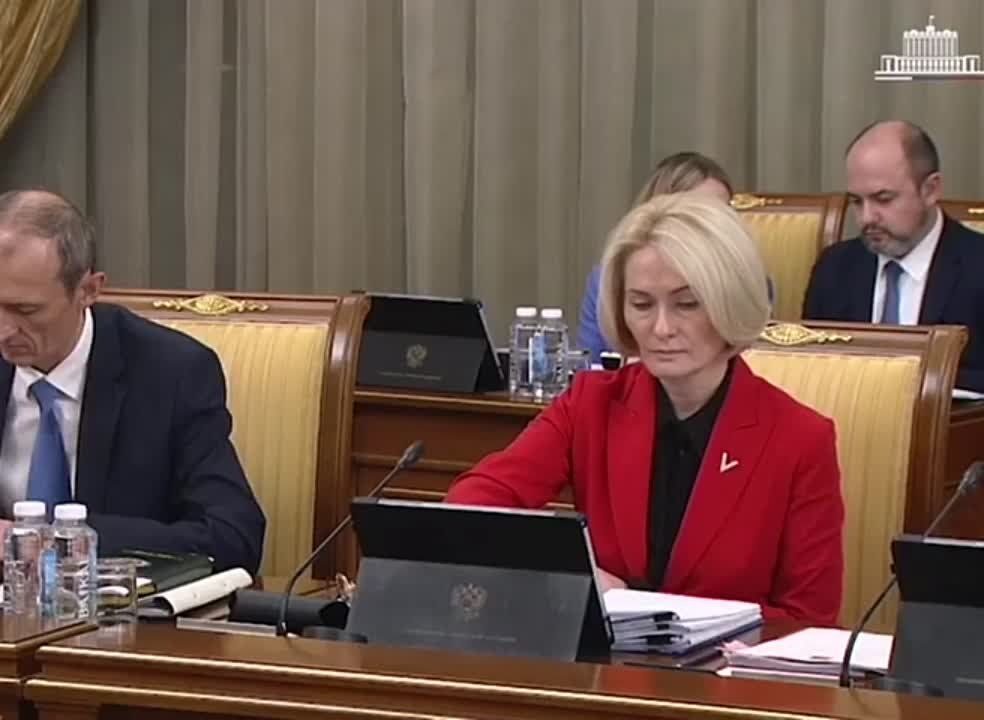 Правительство России продолжит поддерживать бизнес в условиях санкционных ограничений