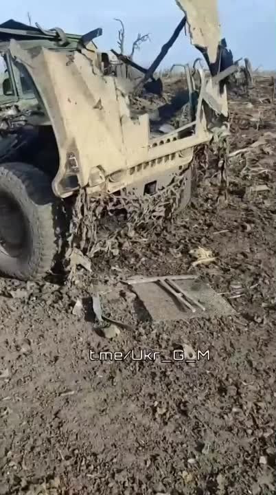 ������������ � ������ �������� ���������� ��������������� Humvee ������������� ������������
