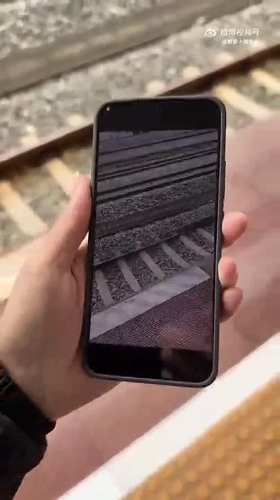 � ��������� �������� ������� ����� � ������������� ������������ ����� Xiaomi 14