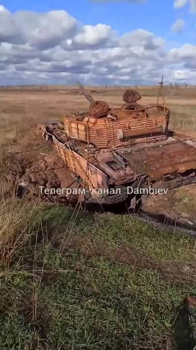 Чингис Дамбиев: Кладбище уничтоженной техники украинских формирований в районе н.п. Вербовое на Запорожском направлении