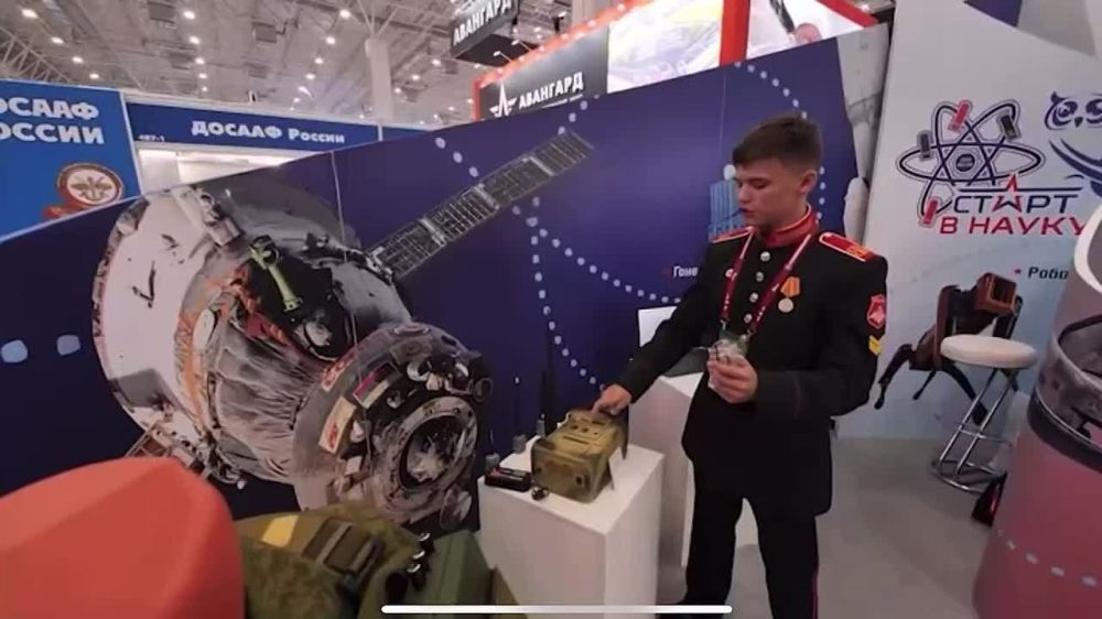 ������� ����������: ��������� �������� � ������ ������� - ������ � ���. ����� �������� � ����� �����������, � ��� �����, �������������� �� �������� � ���������