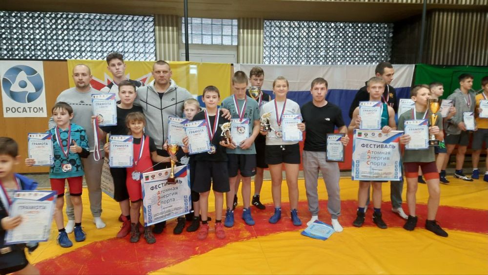 18.11.2023 в городе Энергодар проходил Фестиваль "Атомная Энергия Спорта" по самбо, посвященный "Всероссийскому дню самбо"