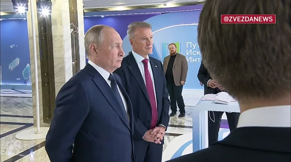 Илон Маск специально для Владимира Путина заговорил по-русски Наш президент посетил выставку в Центре международной торговли...