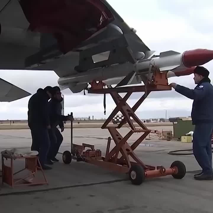 ����� ������ ������ �������� ��-30�� � ��-24� ������������� ����� � ������� �����
