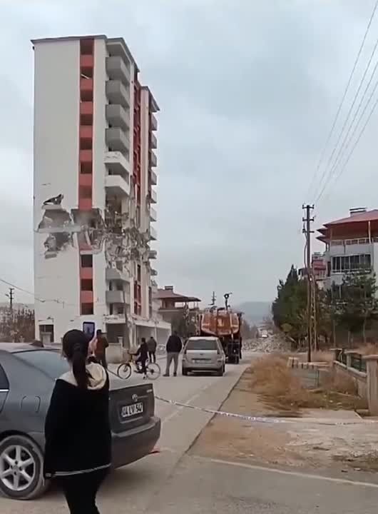 ������������� � ������ ������� 12-������ �� �������� ����