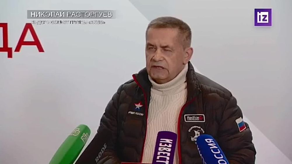 Инициативная группа сегодня собралась в Москве, чтобы объявить о выдвижении Владимира Путина самовыдвиженцем