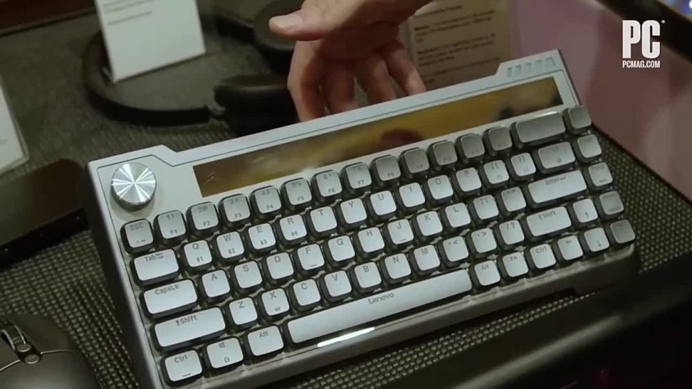 Lenovo �������� �� CES 2024 ������������ ���������� � ����, ������� �����.