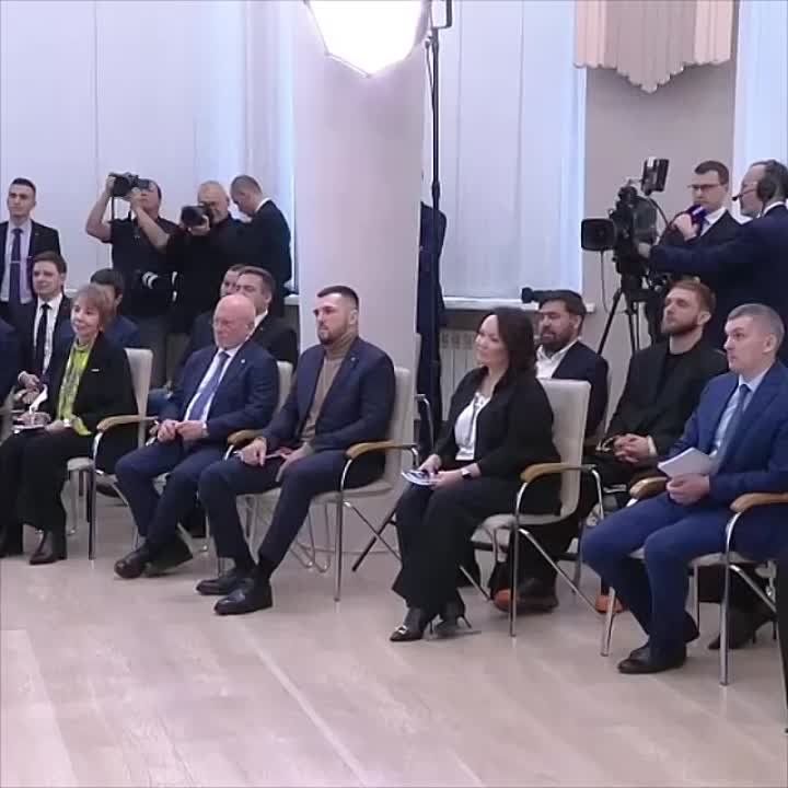 ������ ������ � ����� �� ���� �������, � ��� �������� ��� � ����� ������ �� ��������� � ������ � ����� � ���� � �������� �����