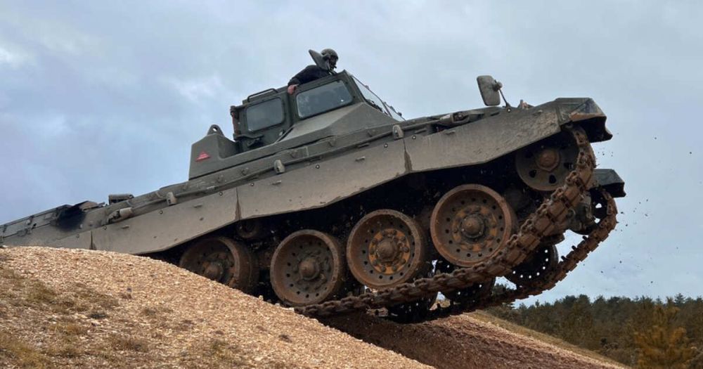 Военные ВСУ назвали танки Challenger 2 слишком тяжелыми для использования в боях