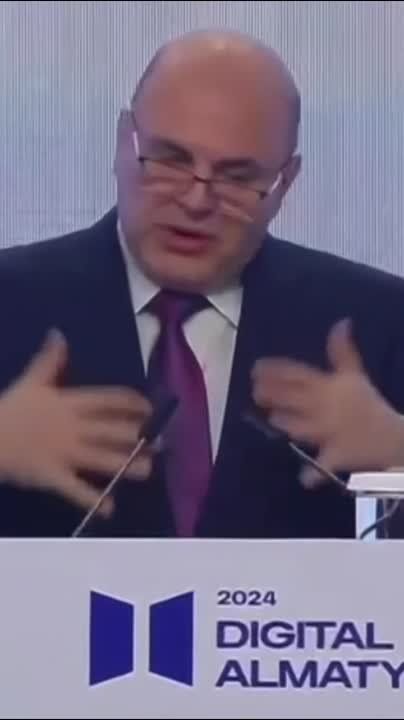 Мишустин заявил о разных «мозгах» ChatGPT и российского GigaChat