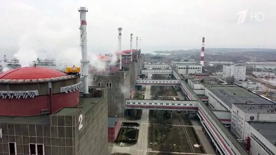 Глава МАГАТЭ Рафаэль Гросси заявил, что ему неизвестно, кто стоит за обстрелами ЗАЭС