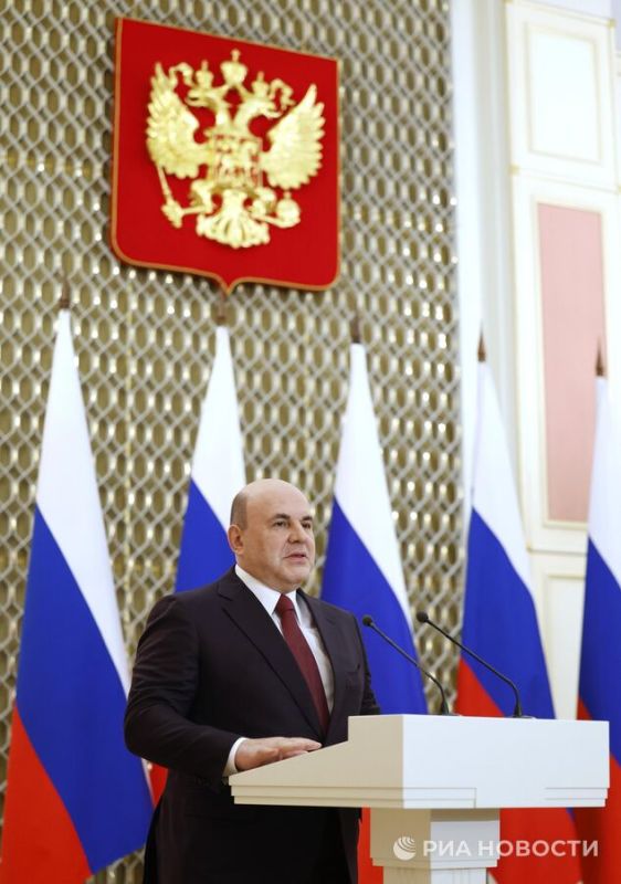 Мишустин: кабмин продолжит оказывать помощь новым регионам