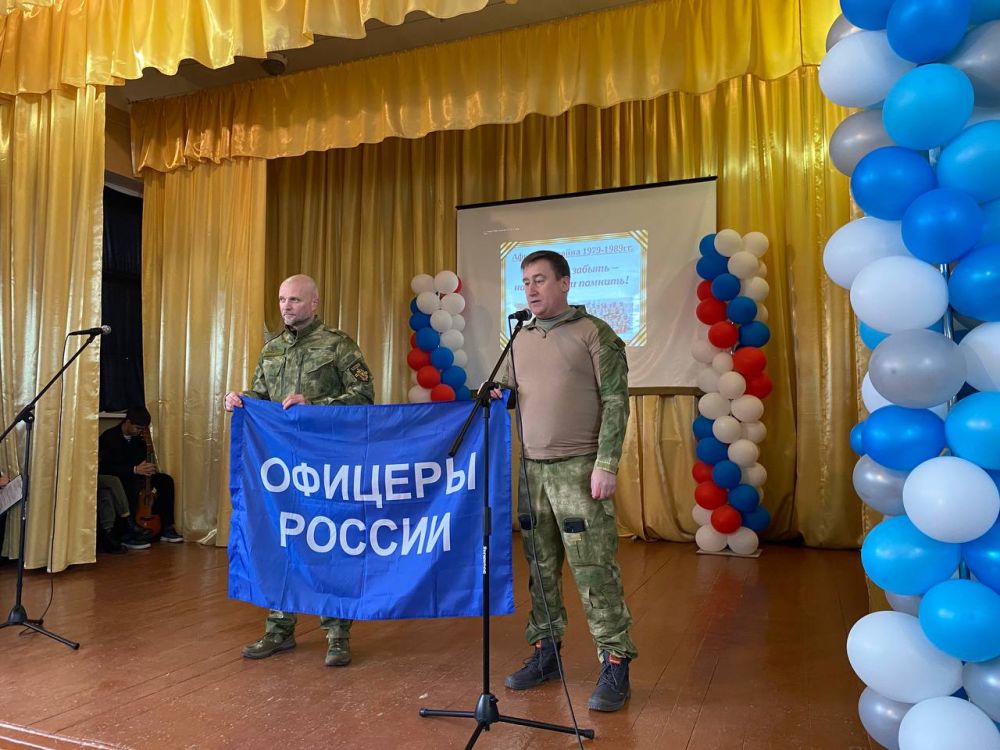 ��������� ������� �������� 25 ������� 1979 ����, ����� � ������ ��������� ������ ������ 103-� ��������-��������� �������, � ����������� 15 ������� 1989 ����