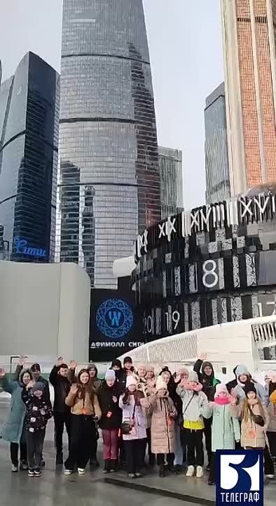 Алексей Лысов: Учащиеся из Токмака и Полог отправились в Москву на экскурсии