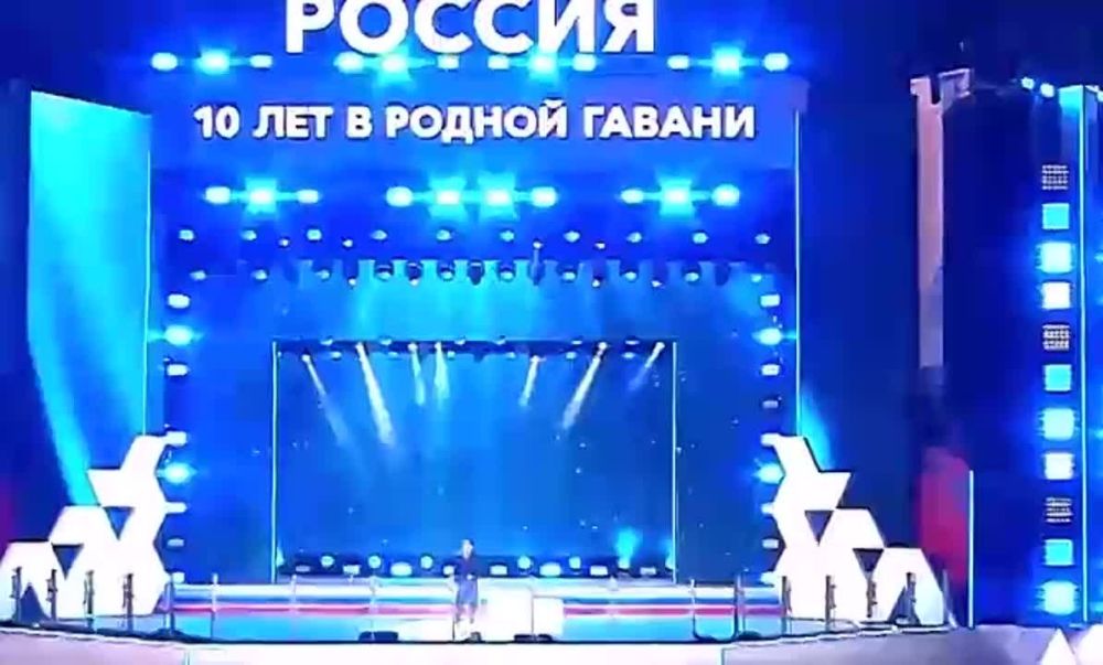 � ������ �� ������� ������� �������� ����������� �������, ����������� 10-������ ��������� ��������� ����� � ������ ������