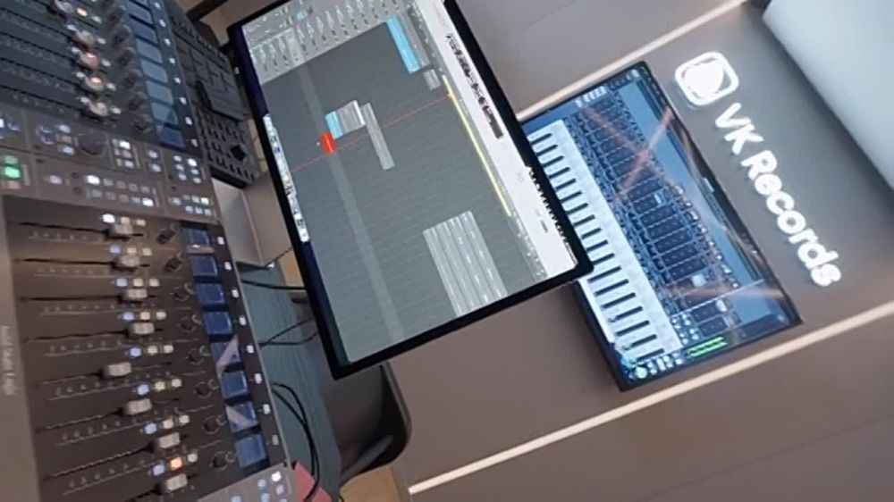 �����, ���� ��������, ������ ��������, "����", ������� � ������ ������ � "VK �������" �������� ������ � ������� ������� ���������