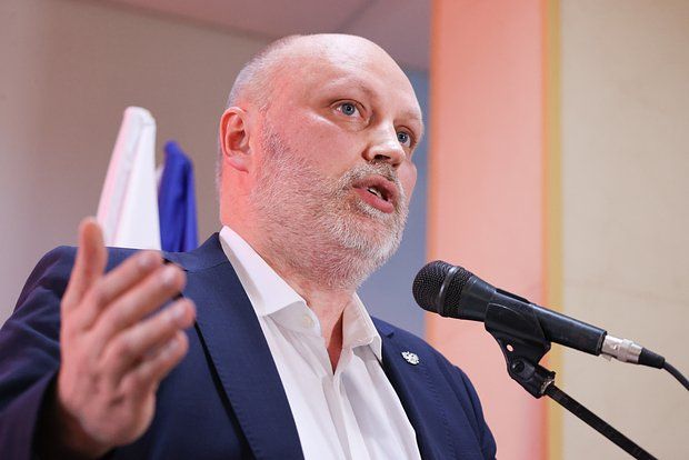 ����� ��������� � ������������� ��������-����������� � �����