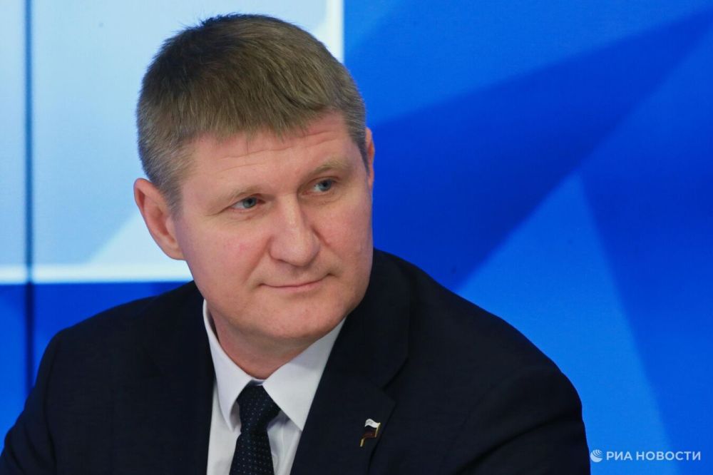 ������� ������� ������ �������� ������ � ���� ����� ����� ������� ������ �����