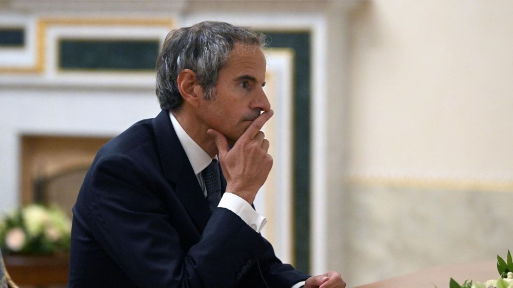 Гросси осудил атаки на Запорожскую АЭС не упоминая ВСУ