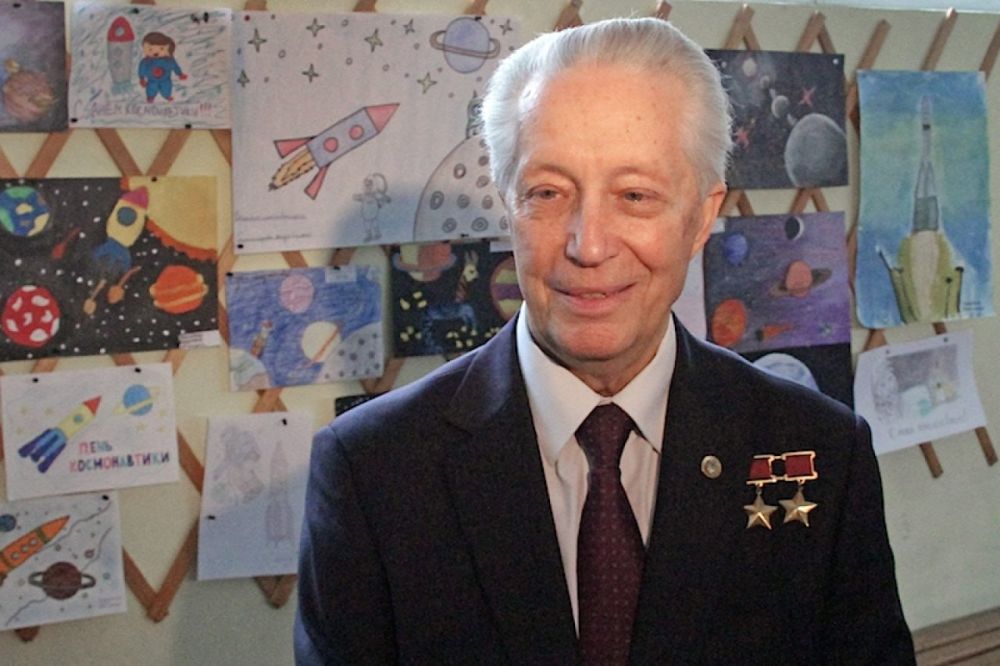 ������ �������: ��������� ��������� � ������ ����� ���� �������� ������� ��������� �� 90-� ���� �����, ������� ���������