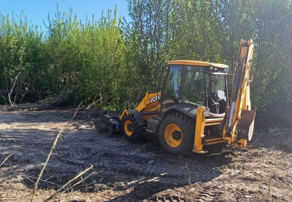 В Токмаке завершается благоустройство улицы Революционной