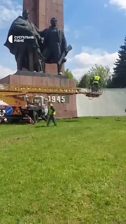 ������ �������: � ����� ( �������) ������� ��������� �������� ����������� �������