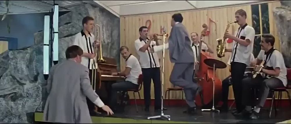 ������������� �������. 28 ������ 1969 �., 55 ��� �����, �� ������ ������ ����� �������������� ����