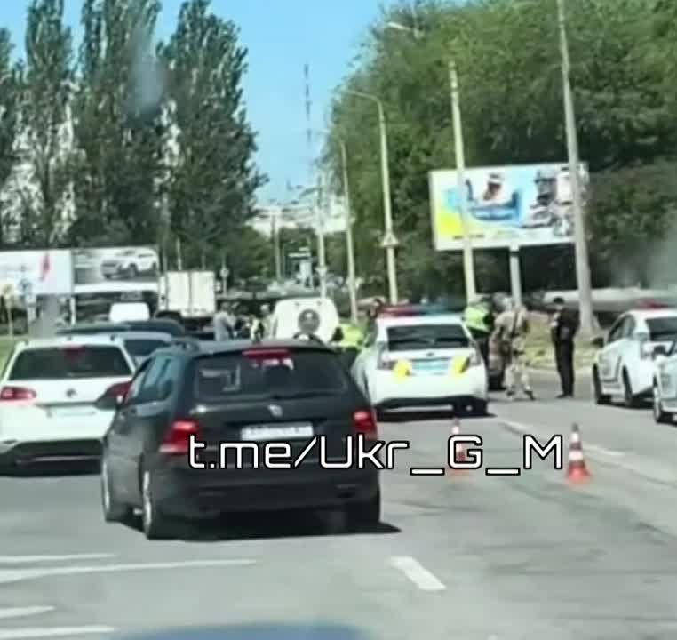 � ��������� �������� ������ � �������� ���������� ����� ����� �� �����������, ������������ ��������� �� �������