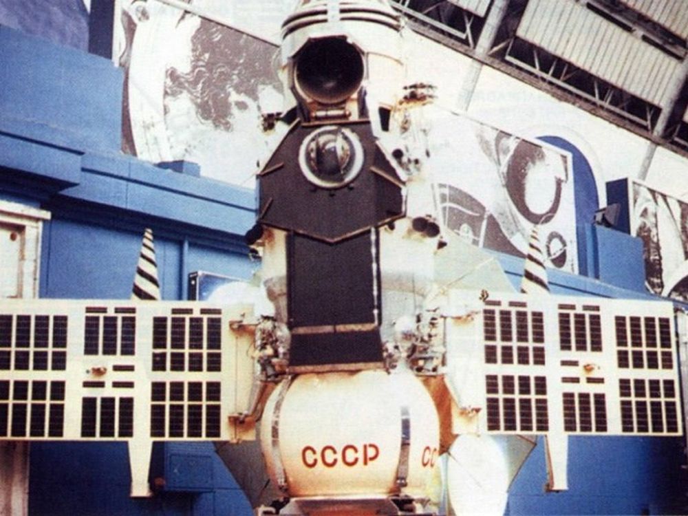 ������ �������: 16 ��� 1969 ���� ��������� ����������� ������� "������-5" ������ ������
